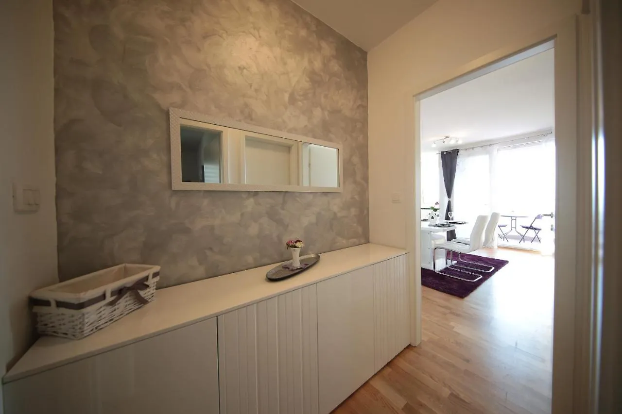 Adriatic Dream Apartment 0*, Split
